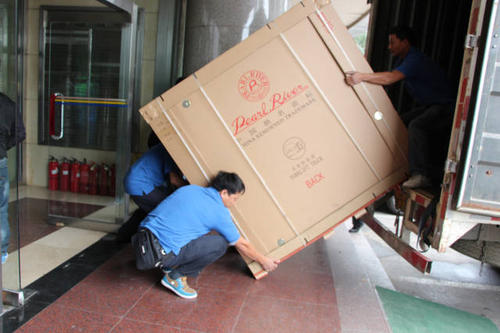 博罗钢琴贵重工艺品无忧运